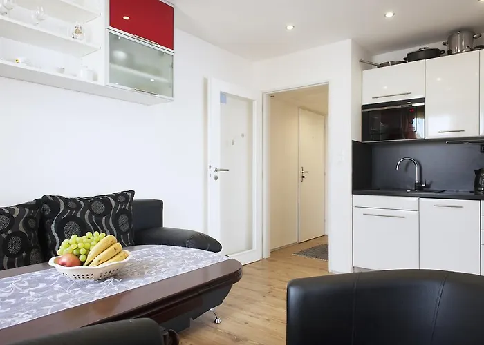 Apartment Expo *